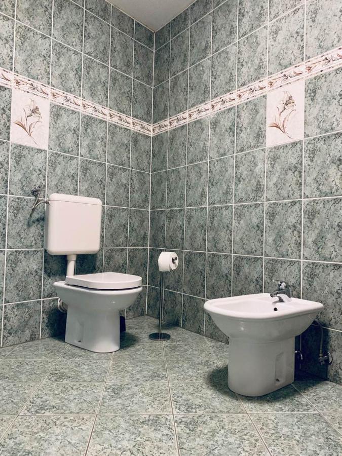 NOOR Apartman Bihac Apartment Bagian luar foto